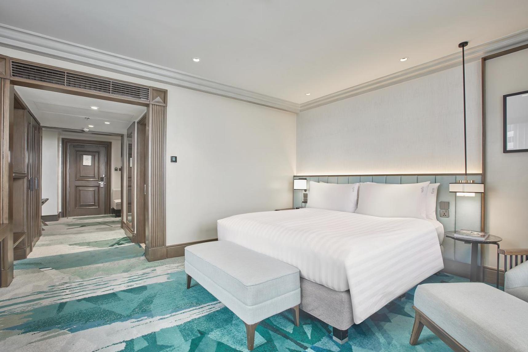 Holiday Inn & Suites Manila Galleria By Ihg Pasig City Екстер'єр фото
