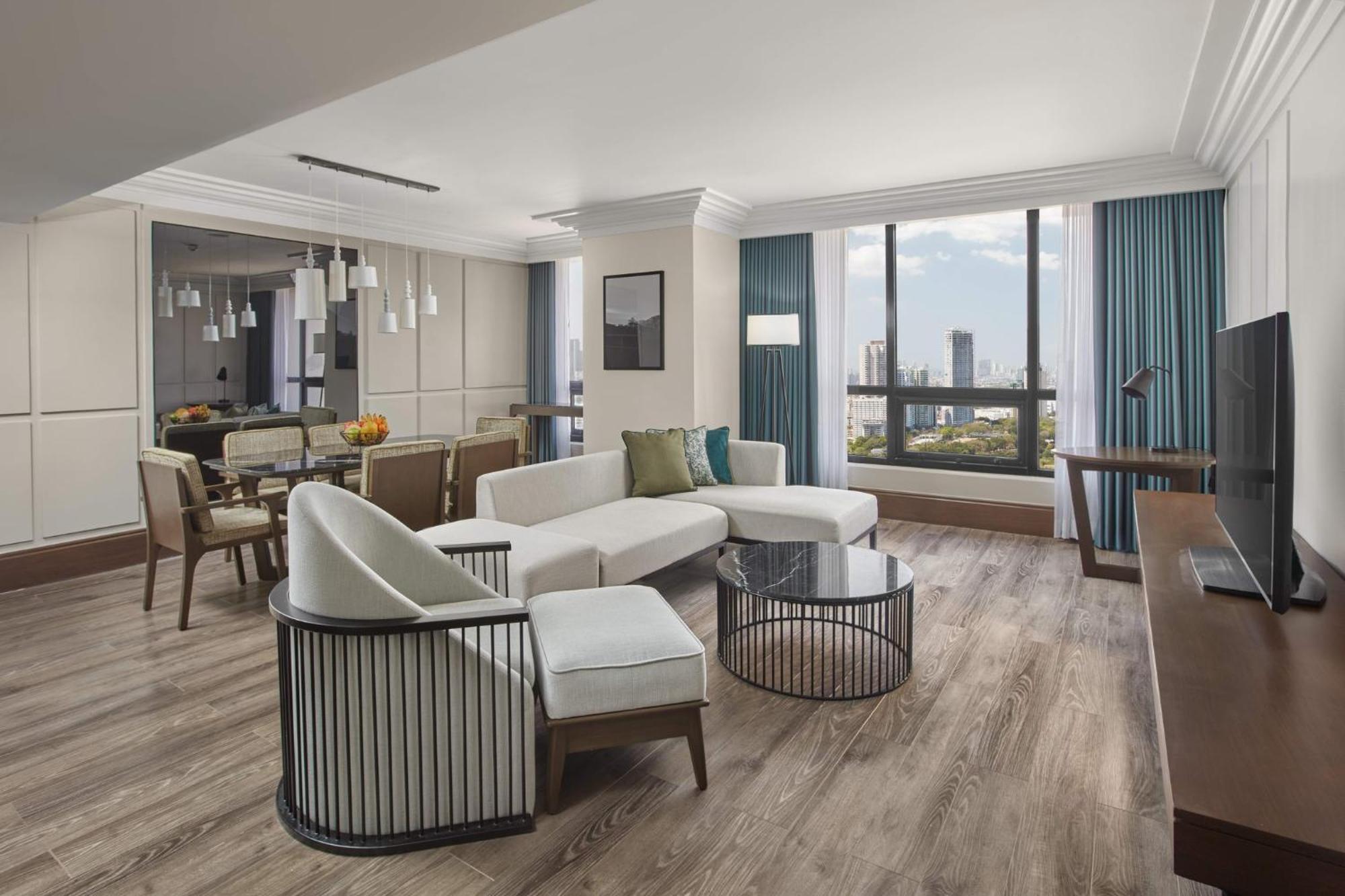 Holiday Inn & Suites Manila Galleria By Ihg Pasig City Екстер'єр фото